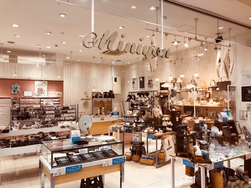 ミニヨン新潟店 店舗外観写真