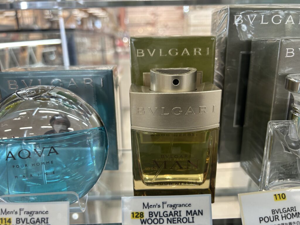 ブルガリ マンウッドネロリ EDP 香水