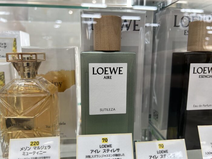 ロエベ アイレスティレサ 香水 ボトル写真