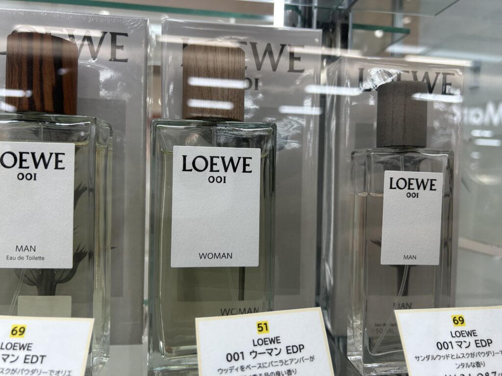 ロエベ 001ウーマン EDP 香水