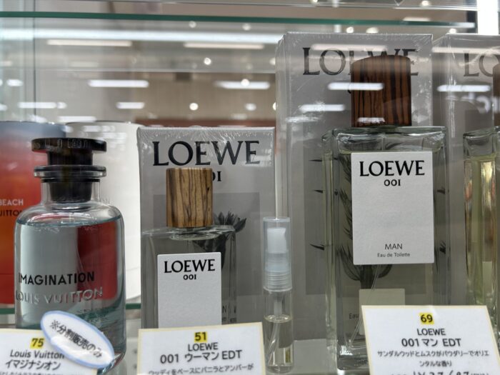 ロエベ 001 ウーマン EDT 香水 ボトル写真